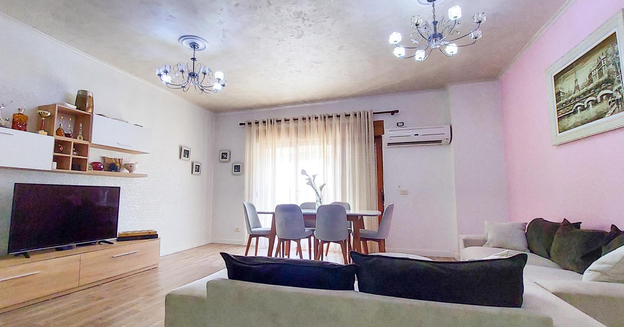 Apartament Penthouse Of Downtown Tirana
